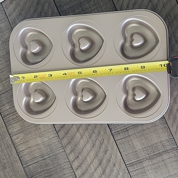 Chefmade Heart Donut Pan - Picture 4 of 7
